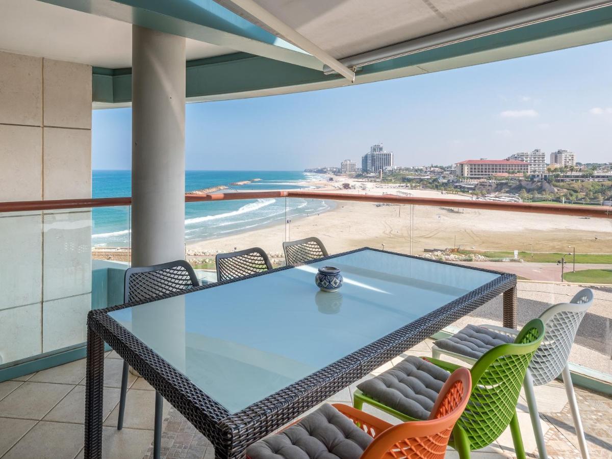 Front Of Beach Next Ritz Hotel - 3 Bedroom& 3 Bathroom Herzliya Exterior photo