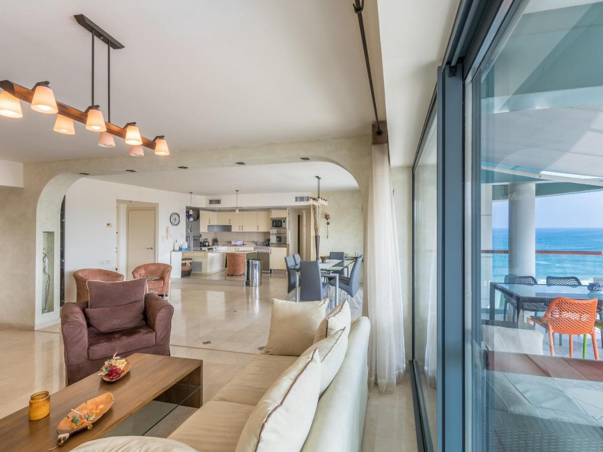 Front Of Beach Next Ritz Hotel - 3 Bedroom& 3 Bathroom Herzliya Exterior photo